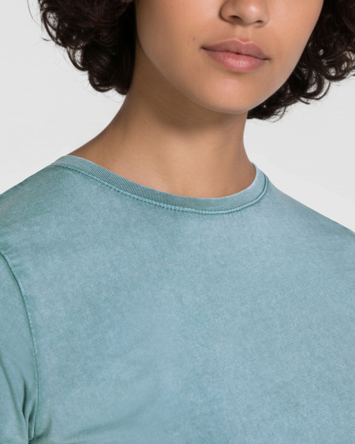 Tricou bumbac 100% cu efect decolorat 180g FIYI