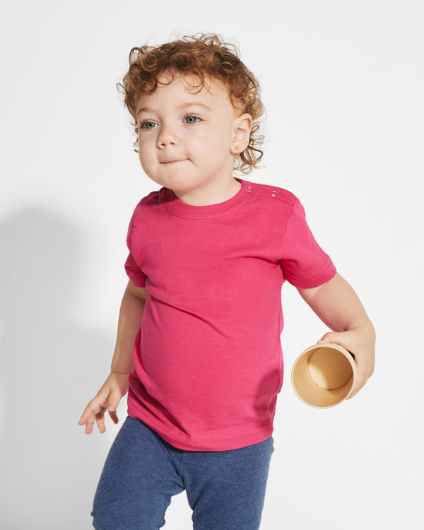 Tricou BABY roz aprins - pe model