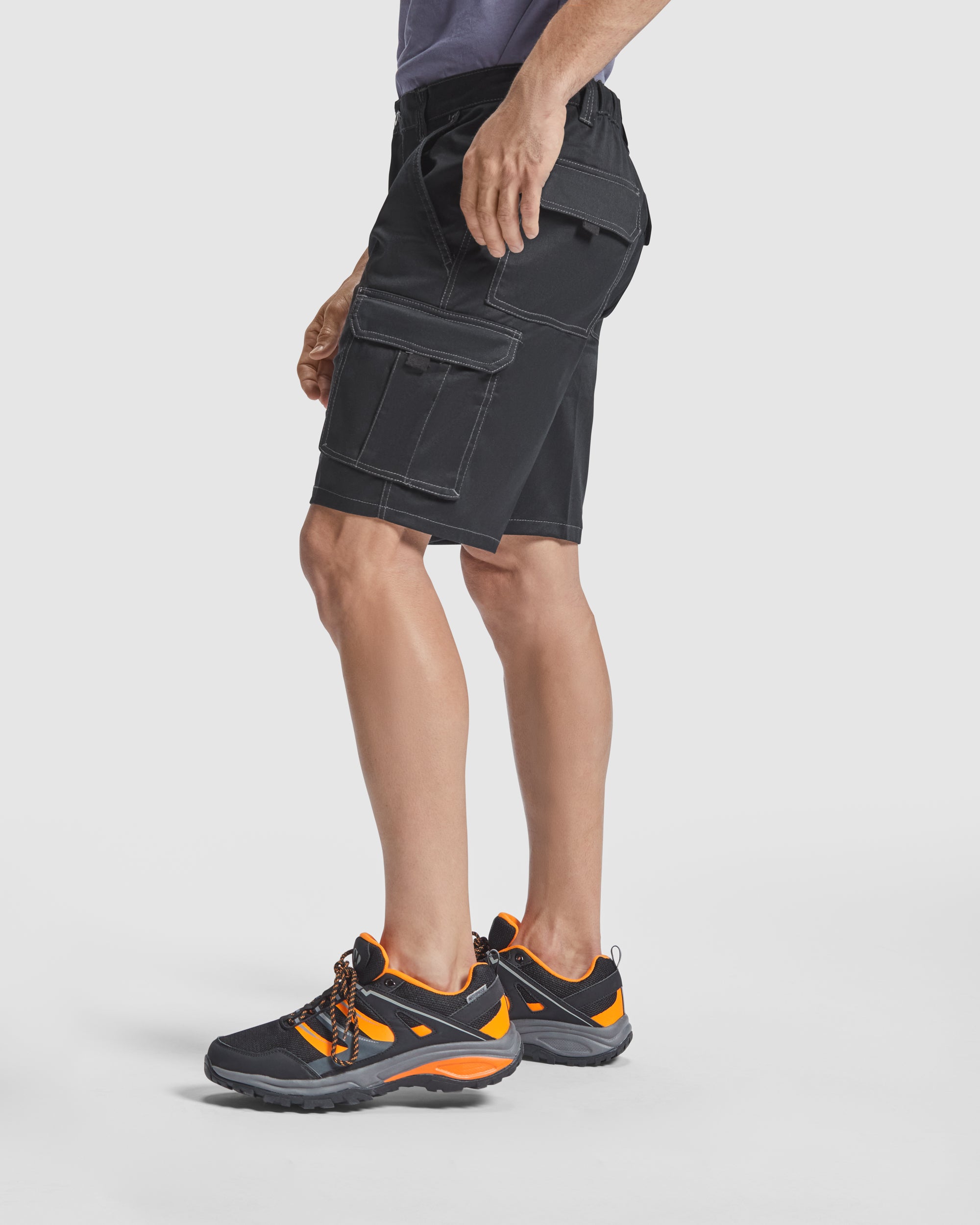 Pantaloni scurti de lucru din material elasitc cu buzunare laterale VITARA