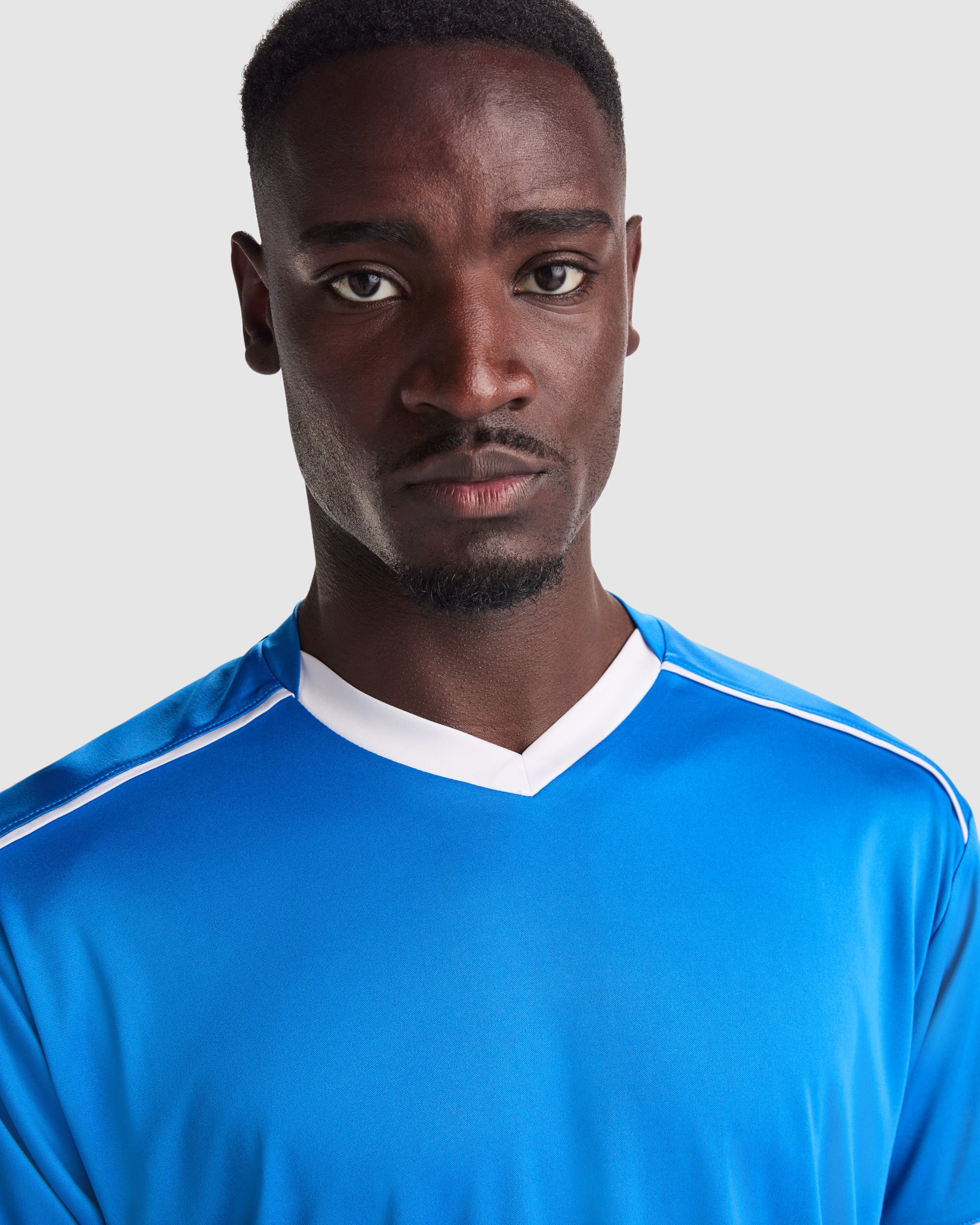 Set echipament fotbal - 1 tricou si 1 pereche de pantaloni UNITED