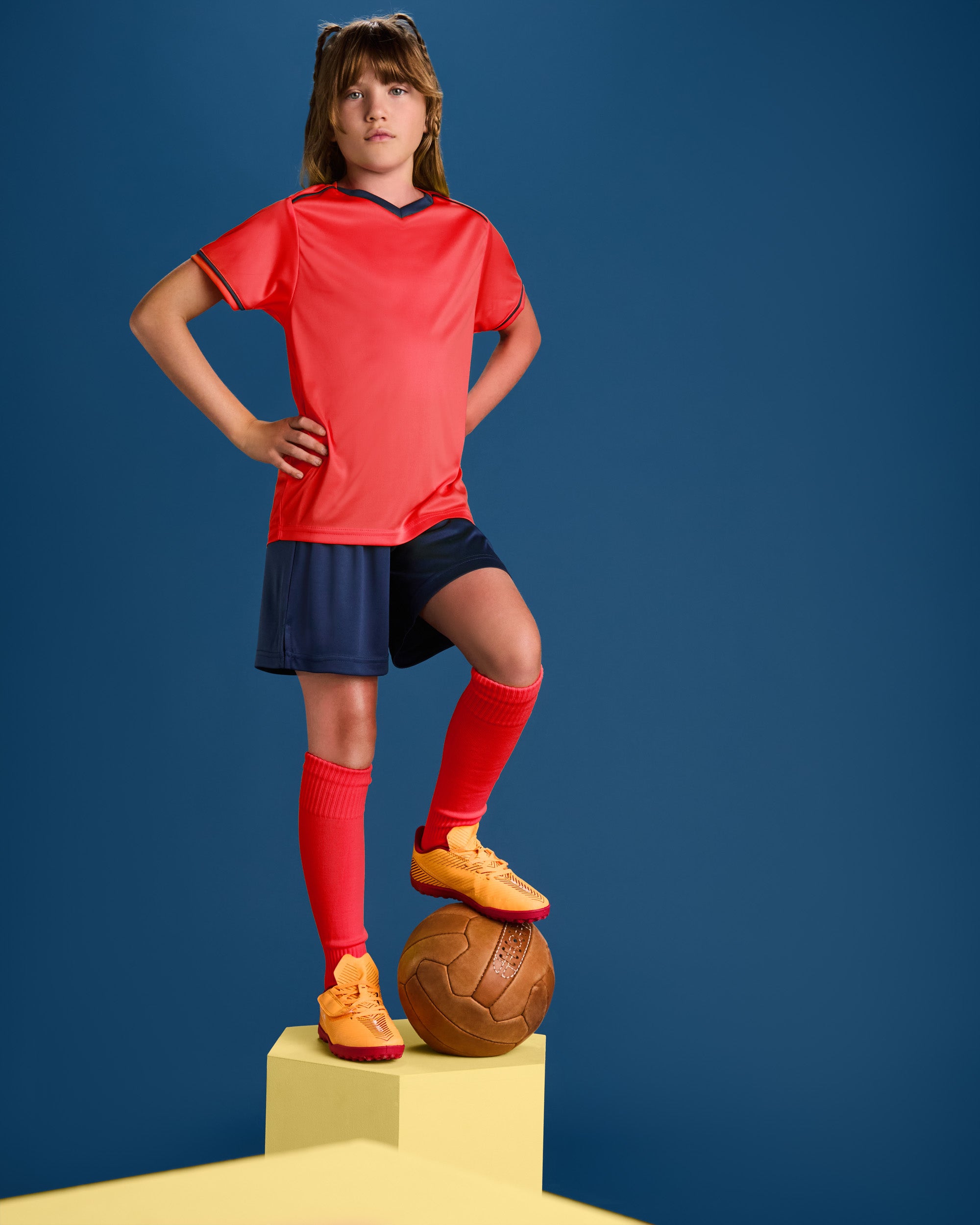 Set echipament fotbal - 1 tricou si 1 pereche de pantaloni UNITED