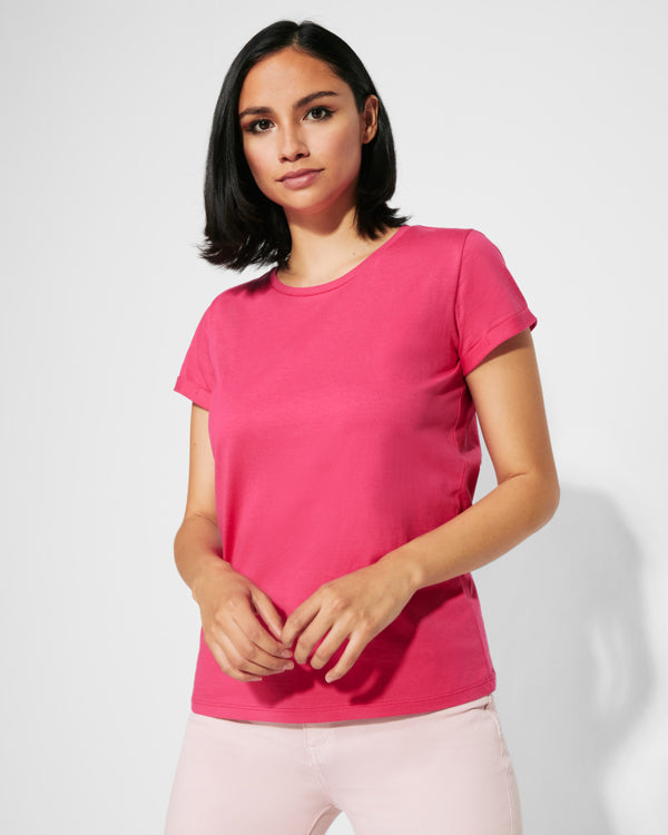 Tricou CIES roz aprins - pe model