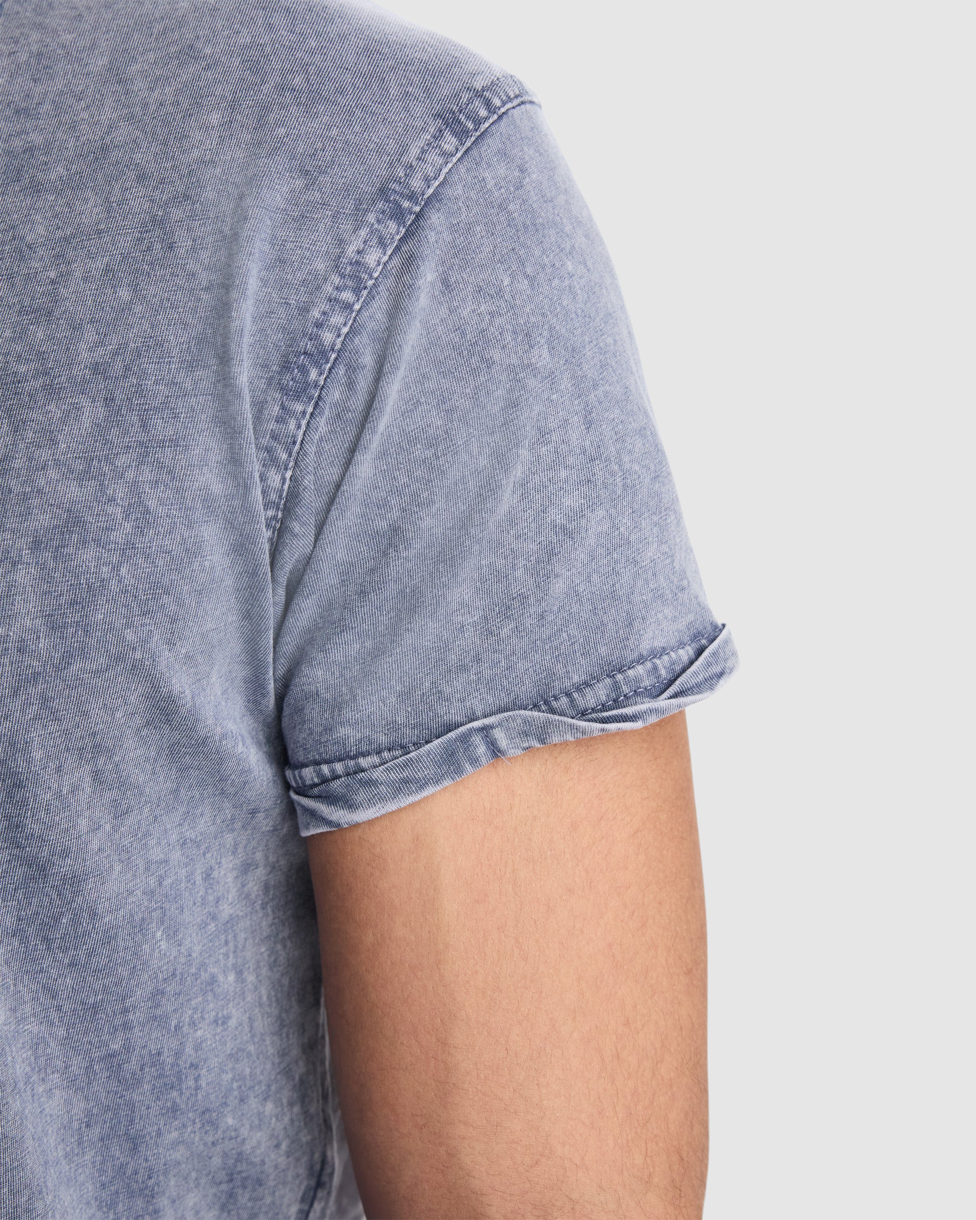 Tricou cu efect decolorat HUSKY