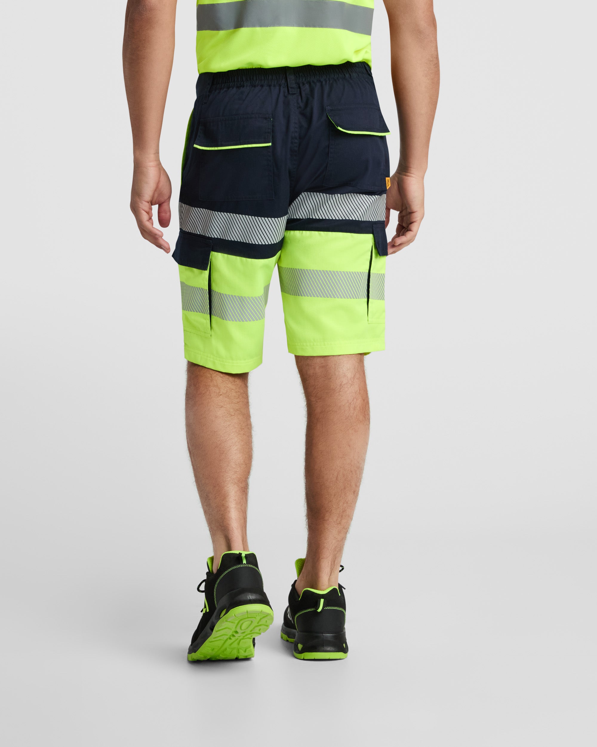 Pantaloni scurti reflectorizanti cu buzunare laterale LADA